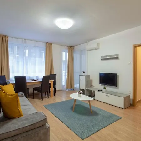 Nova Budapest